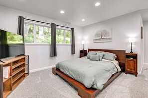 5 habitaciones, tabla de planchar con plancha, internet y ropa de cama