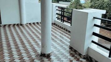 Departamento, 2 habitaciones, para fumadores, balcón | Balcón