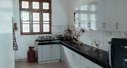 Spacious Peaceful Apartment for Two Families in Lucknow