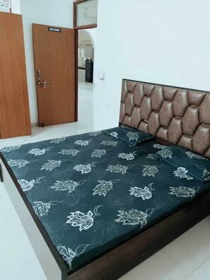 Apartment, 2 Bedrooms, Smoking, Balcony | 2 bedrooms - Spacious Peaceful Apartment for Two Families in Lucknow (Lucknow)