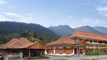 Self-parking (surcharge)