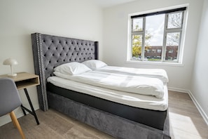 Family Apartment, Courtyard View | Desk, laptop workspace, free WiFi - Holstebro Apartments (Holstebro)