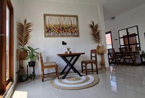 Interior - Lemon Tree Hotel Bali (Bali)