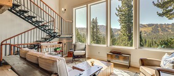Endless Mtn Views! Group Ski Lodge at Sugar Bowl
