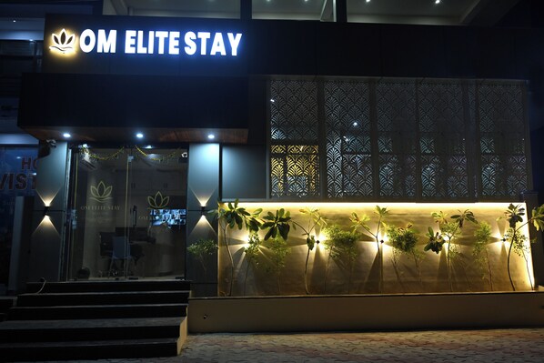 Exterior - Hotel Om Elite Stay (Jaipur)