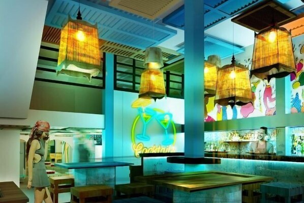 Bar (on property) - Bodega Bangkok Soi 23 (Bangkok)