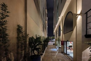 Exterior - Express by M Village Vo Van Kiet (Ho Chi Minh City)