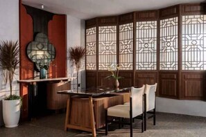 Ảnh chưa phân loại, 2 trong số 26 ảnh, nút