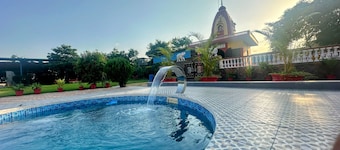 Shreejee The Farm | Huge Farm•Pool•Party•Desi Fun