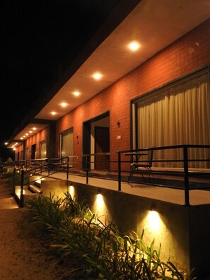 ลานระเบียง/นอกชาน