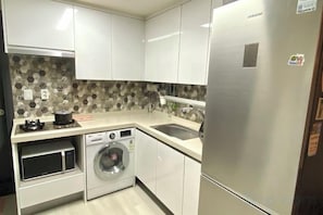 Private kitchen - RED PANDA COMMERCE (Seoul)