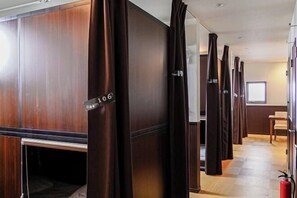 Room - SAMURAI STAY Senzoku Pond【MALE ONLY】 (Tokyo)