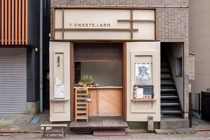 Exterior detail - SAMURAI STAY Senzoku Pond【MALE ONLY】 (Tokyo)