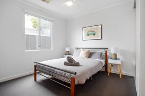 4 Schlafzimmer, Bügeleisen/Bügelbrett, Reisekinderbett, kostenloses WLAN