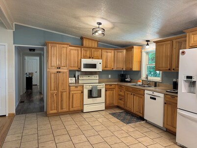 Drummond Island Hotel & Vacation Homes - Adventure HQ