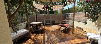 Cascais - House at Guincho beach with patio. Pets are welcome!