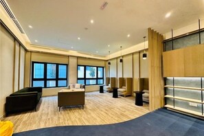 Unclassified image, 5 of 27, button - Agile Bukit Bintang TRX Pavilion by FaceHome (Kuala Lumpur)