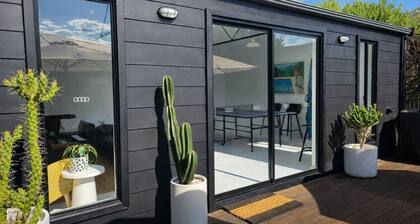 Berechiah Cottage—Stroll to Cafés & Coast