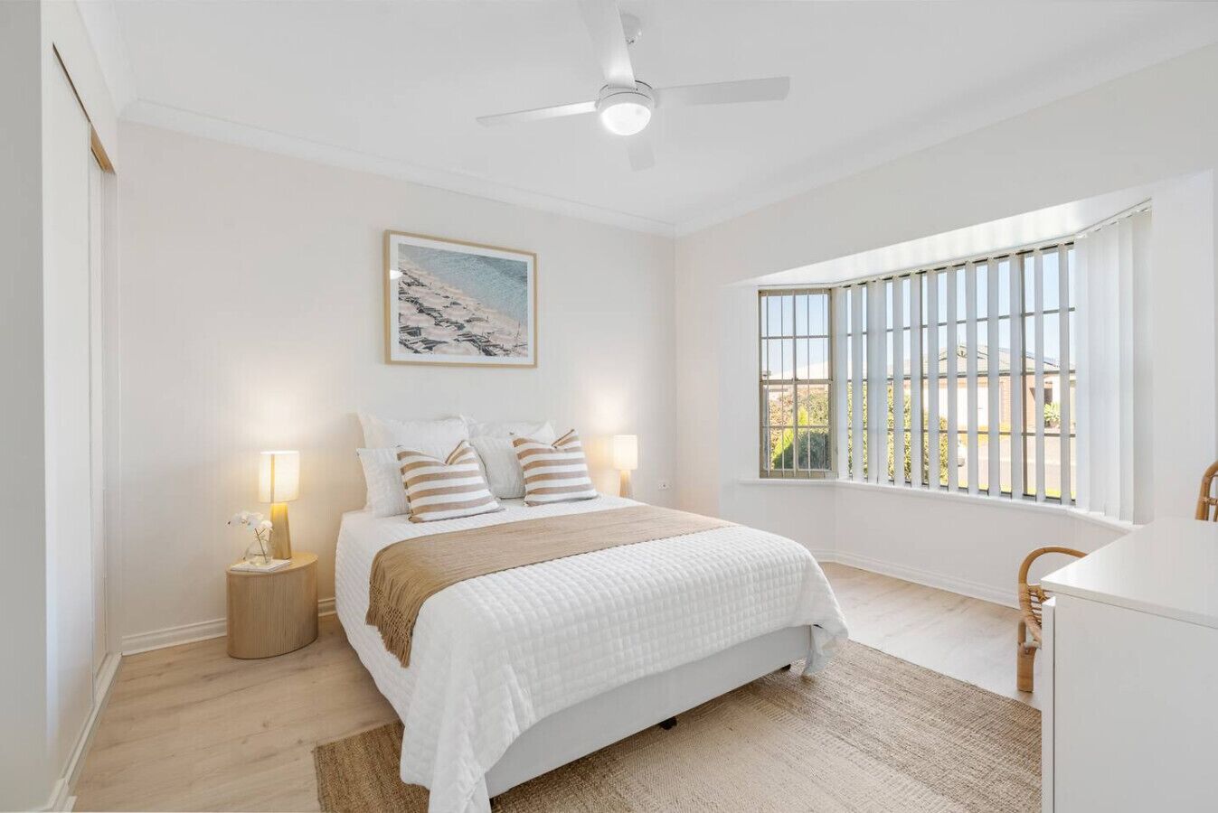 Bügeleisen/Bügelbrett, Reisekinderbett, WLAN, Bettwäsche