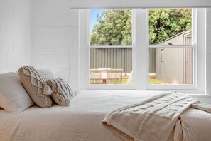 3 bedrooms, desk, iron/ironing board, travel cot