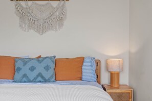 3 bedrooms, iron/ironing board, travel crib, free WiFi