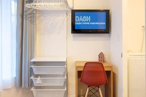Unclassified image, 2 of 15, button - Dash Living Kagurazaka (Tokyo)