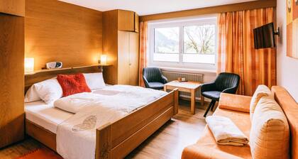 Chambre '11' avec vue sur la montagne, terrasse partagée et Wi-Fi