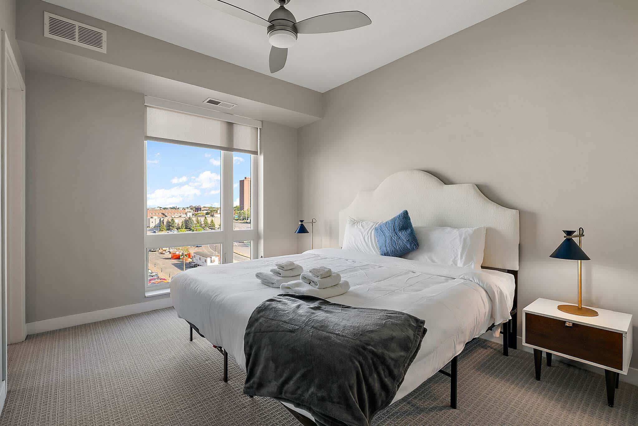 Apartment | Desk, laptop workspace, iron/ironing board, free WiFi