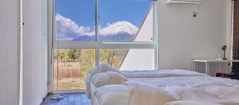 The Deer Valley Yamanakako