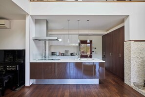 Private kitchen - The Deer Valley Yamanakako (Minamitsuru)