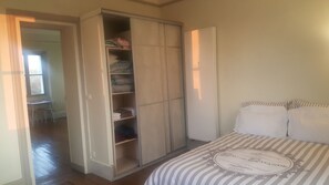 1 Schlafzimmer, Bügeleisen/Bügelbrett, WLAN, Bettwäsche