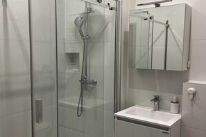 Shower, hair dryer - Like Zagreb - Downtown Apartment - Studio Apartment ( Studio 2) (Zagreb)