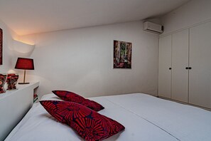 مكواة/لوح كي وواي فاي مجانًا