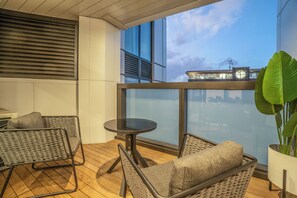 Terrace/patio - High End Centrally located apartment with carpark (Auckland)