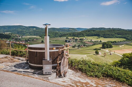 Cozy Countryside Retreat Villa with Hot-Tub - Two Bedroom Villa with Hot Tub