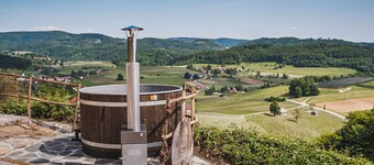 Cozy Countryside Retreat Villa with Hot-Tub - Two Bedroom Villa with Hot Tub