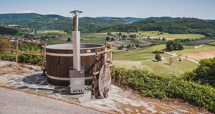 Cozy Countryside Retreat Villa with Hot-Tub - Two Bedroom Villa with Hot Tub