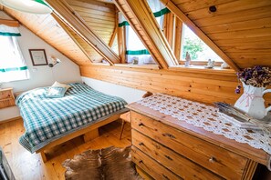 2 chambres, fer et planche à repasser, accès à Internet