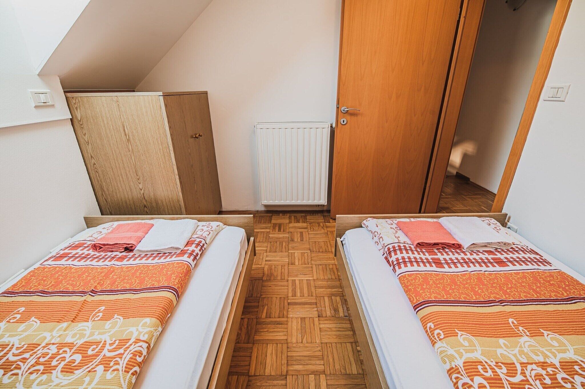 2 Schlafzimmer, Bügeleisen/Bügelbrett, Reisekinderbett, kostenloses WLAN