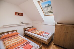 2 Schlafzimmer, Bügeleisen/Bügelbrett, Reisekinderbett, kostenloses WLAN