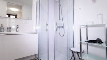 Dusche, Haartrockner