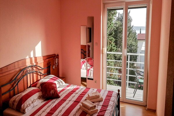 1 chambre, lit parapluie, Wi-Fi gratuit