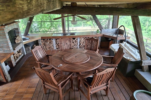 Holiday Home Nadira - Two Bedroom Apartment