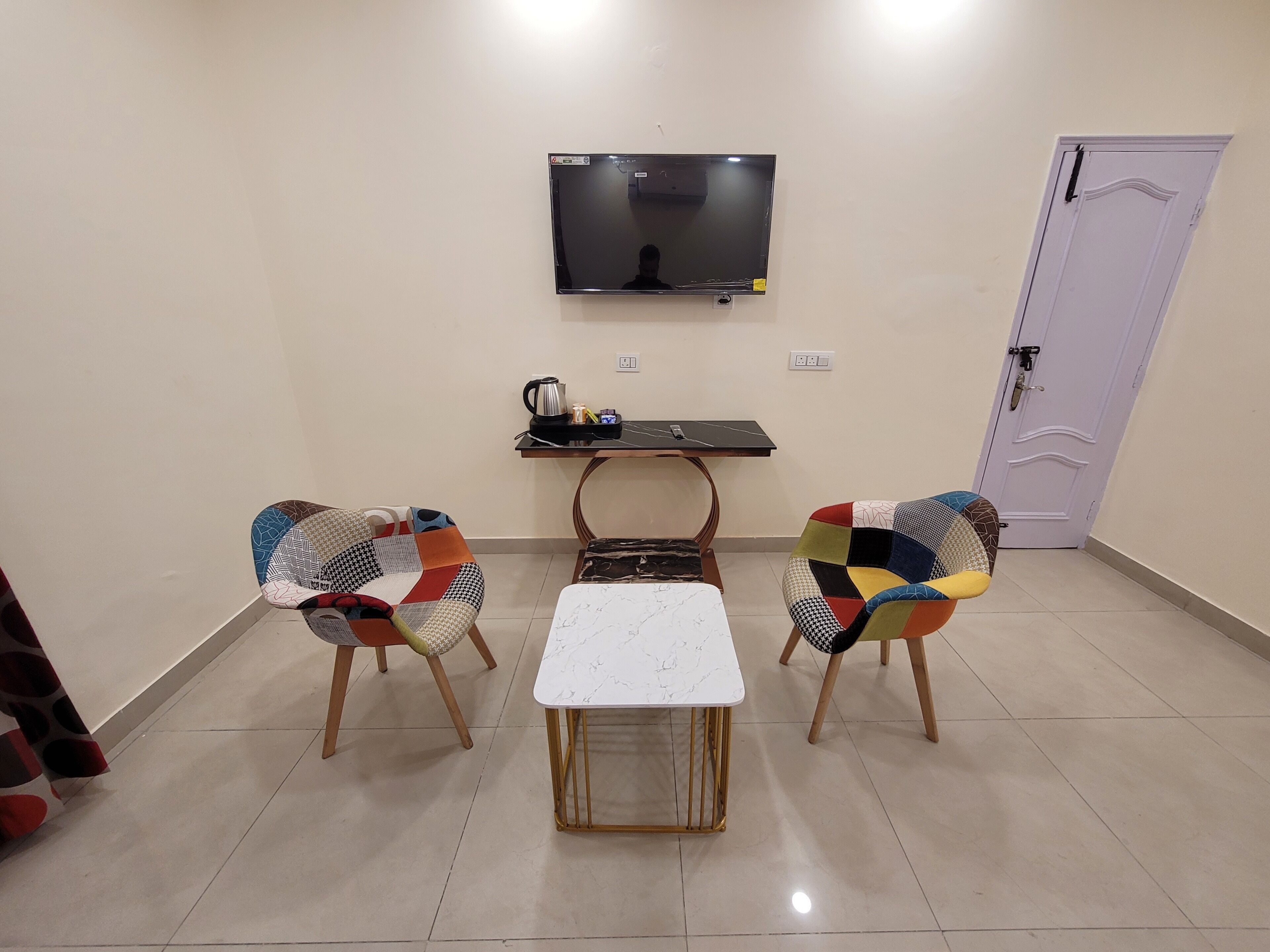 Presidential Studio | Soundproofing, iron/ironing board, free WiFi
