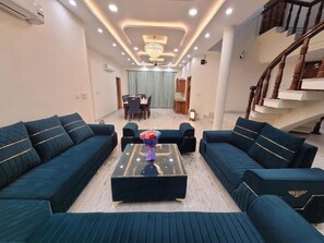 TV - Regalia Home (Jammu)