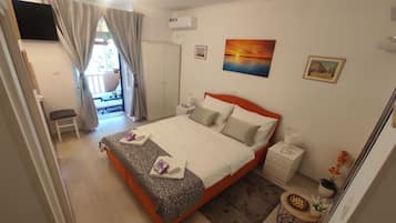 1 chambre, fer et planche à repasser, Wi-Fi gratuit