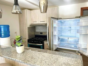 Apartment, 2 Bedrooms, Accessible, Balcony | Interior