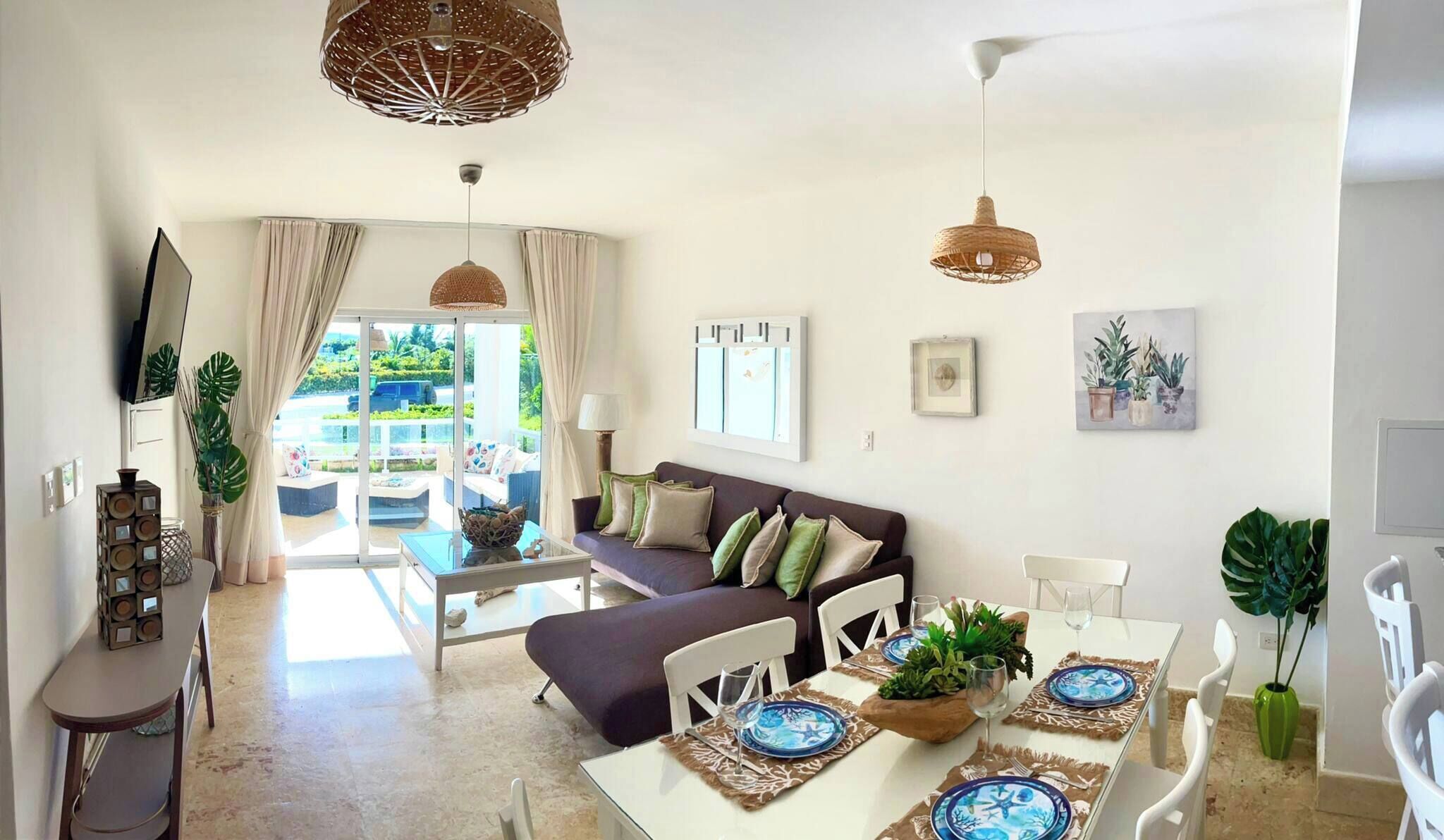 Apartment, 2 Bedrooms, Accessible, Balcony | Dining room