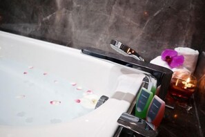 Bathroom - Shakti Villa Dago Bandung (Coblong)
