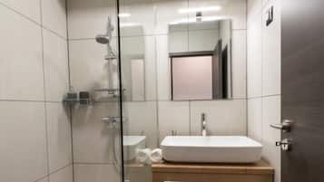 Chuveiro, secador de cabelo